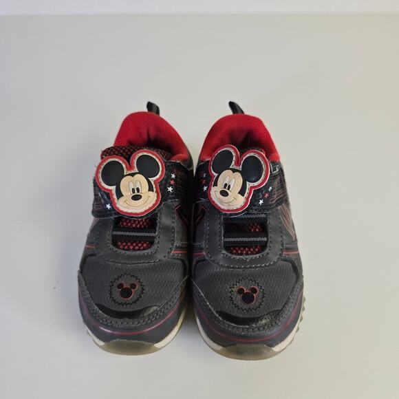 Disney Mickey Mouse Light-up Sneakers in Play Condition size Toddler 9 - Picture 2 of 8